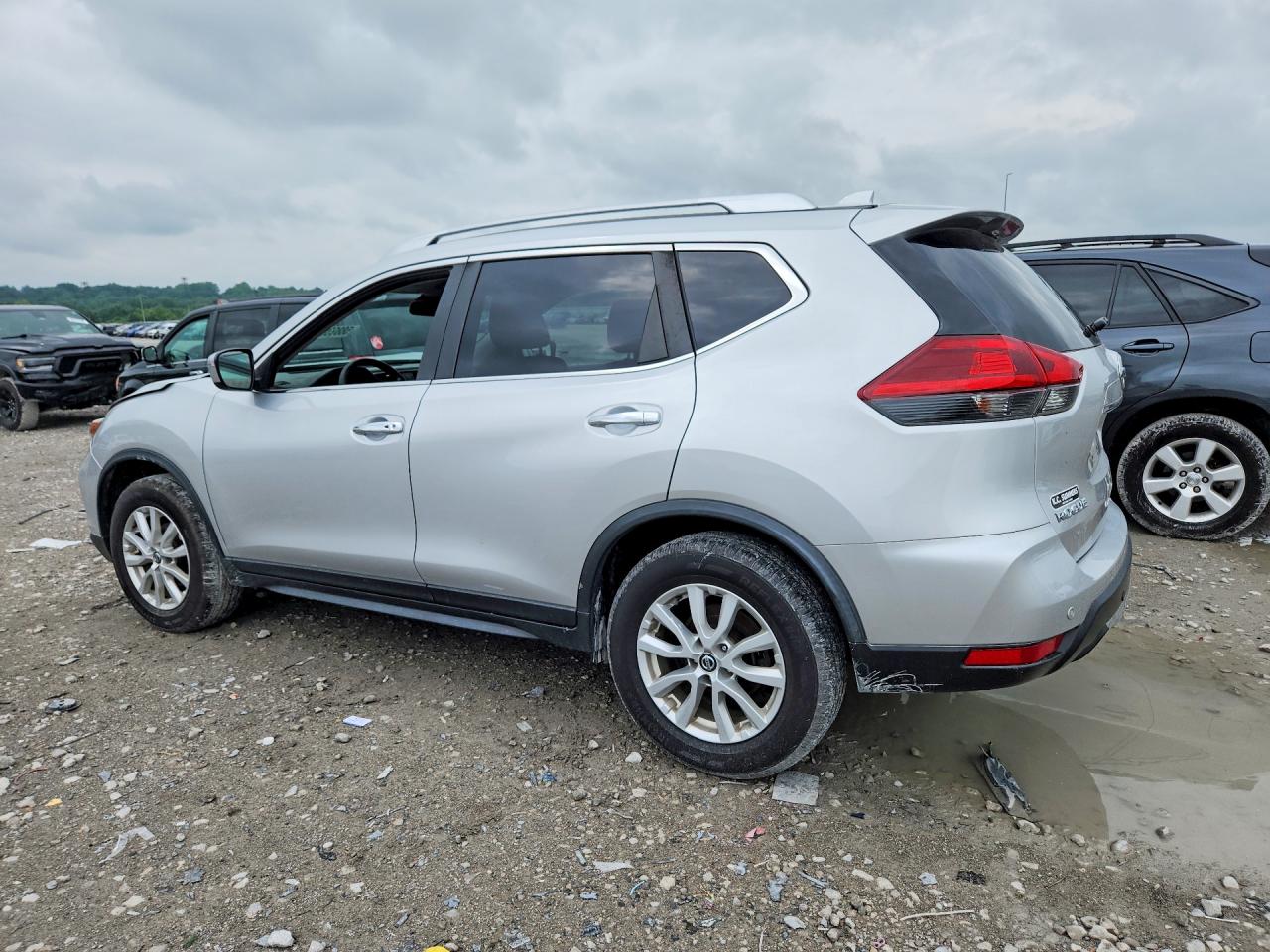 2020 NISSAN ROGUE SV — снимка 2