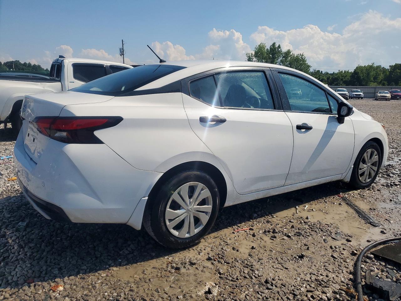 2020 NISSAN VERSA S — снимка 3