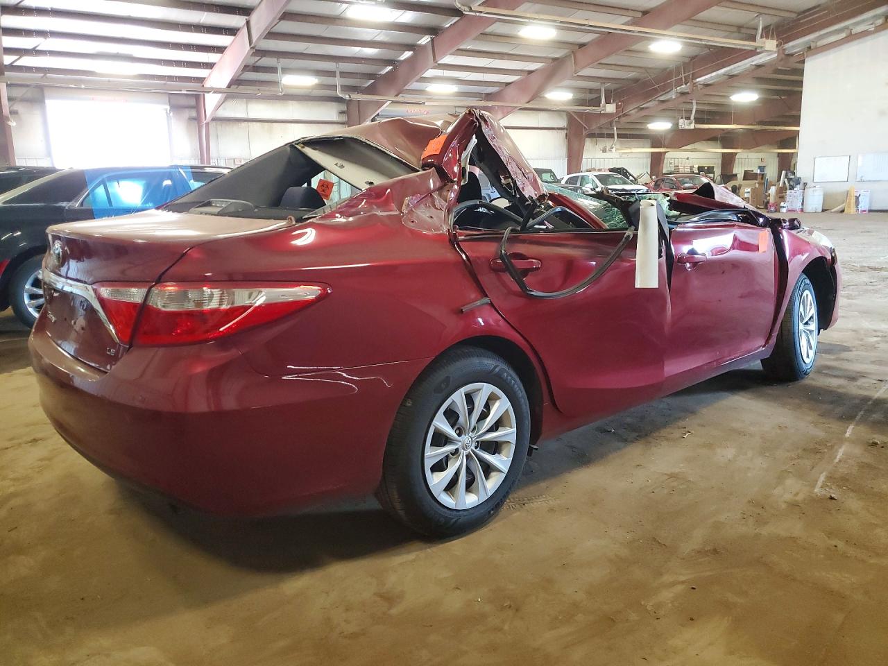 2016 TOYOTA CAMRY LE — снимка 3