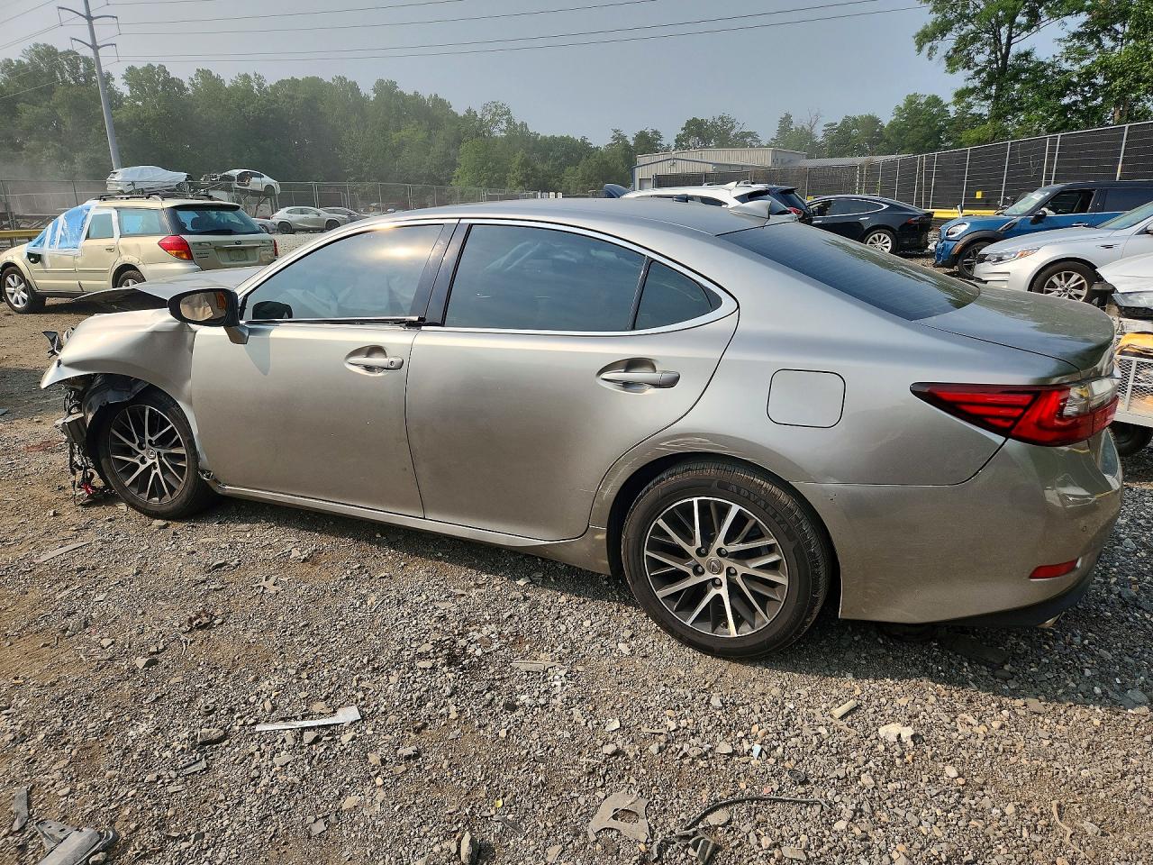 2017 LEXUS ES — снимка 2