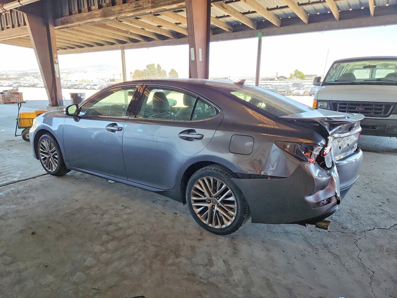 2014 LEXUS ES 350 — снимка 2