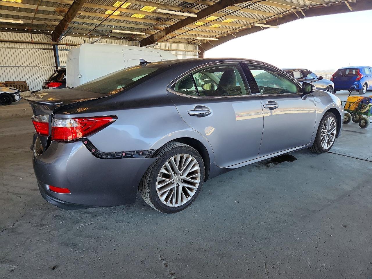 2014 LEXUS ES 350 — снимка 3