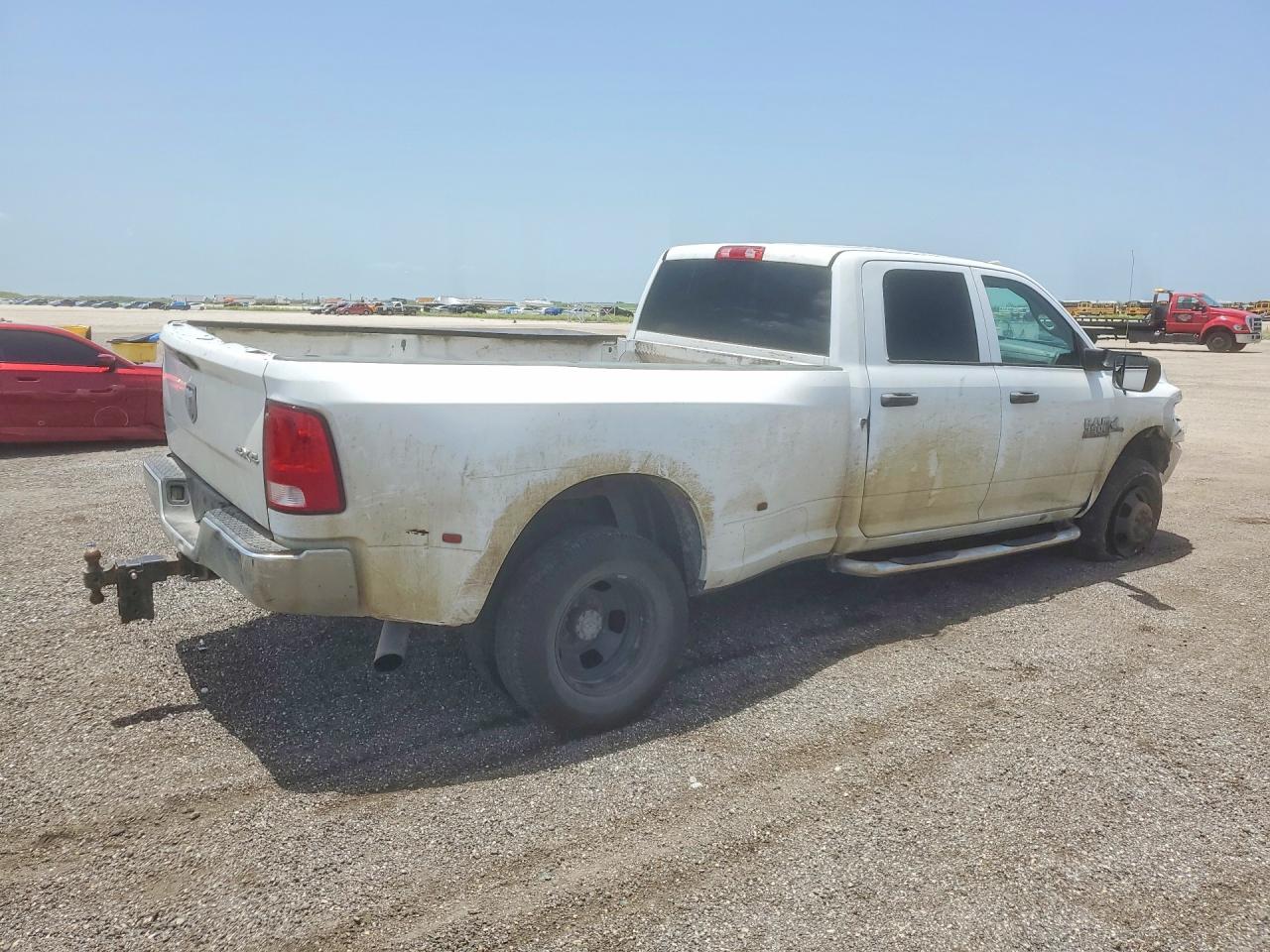 2018 RAM 3500 ST — снимка 3