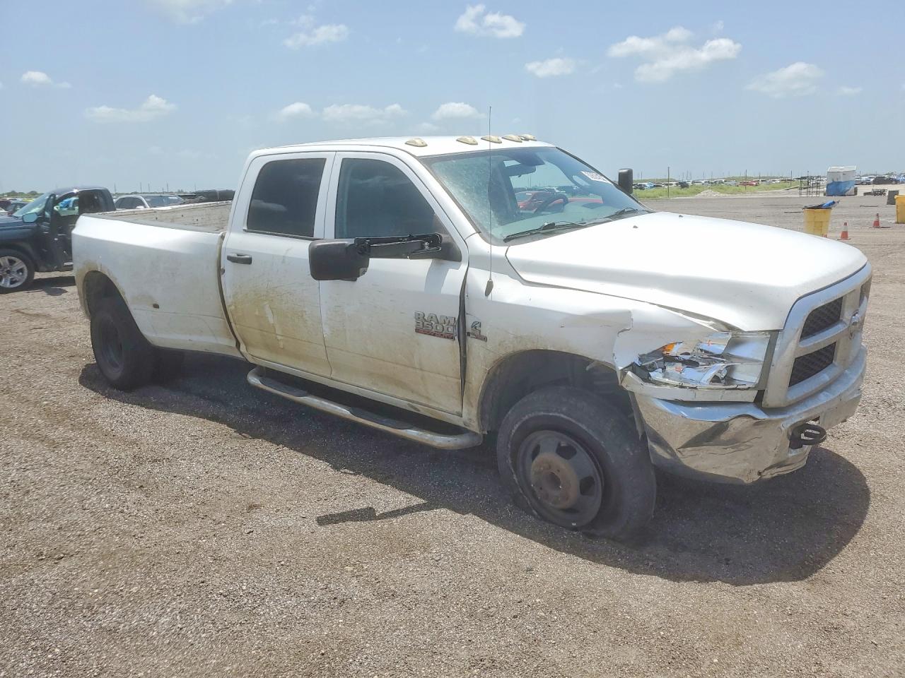 2018 RAM 3500 ST — снимка 4