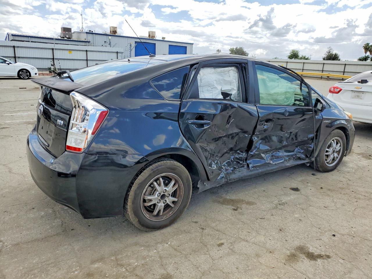 2015 TOYOTA PRIUS TWO — снимка 3