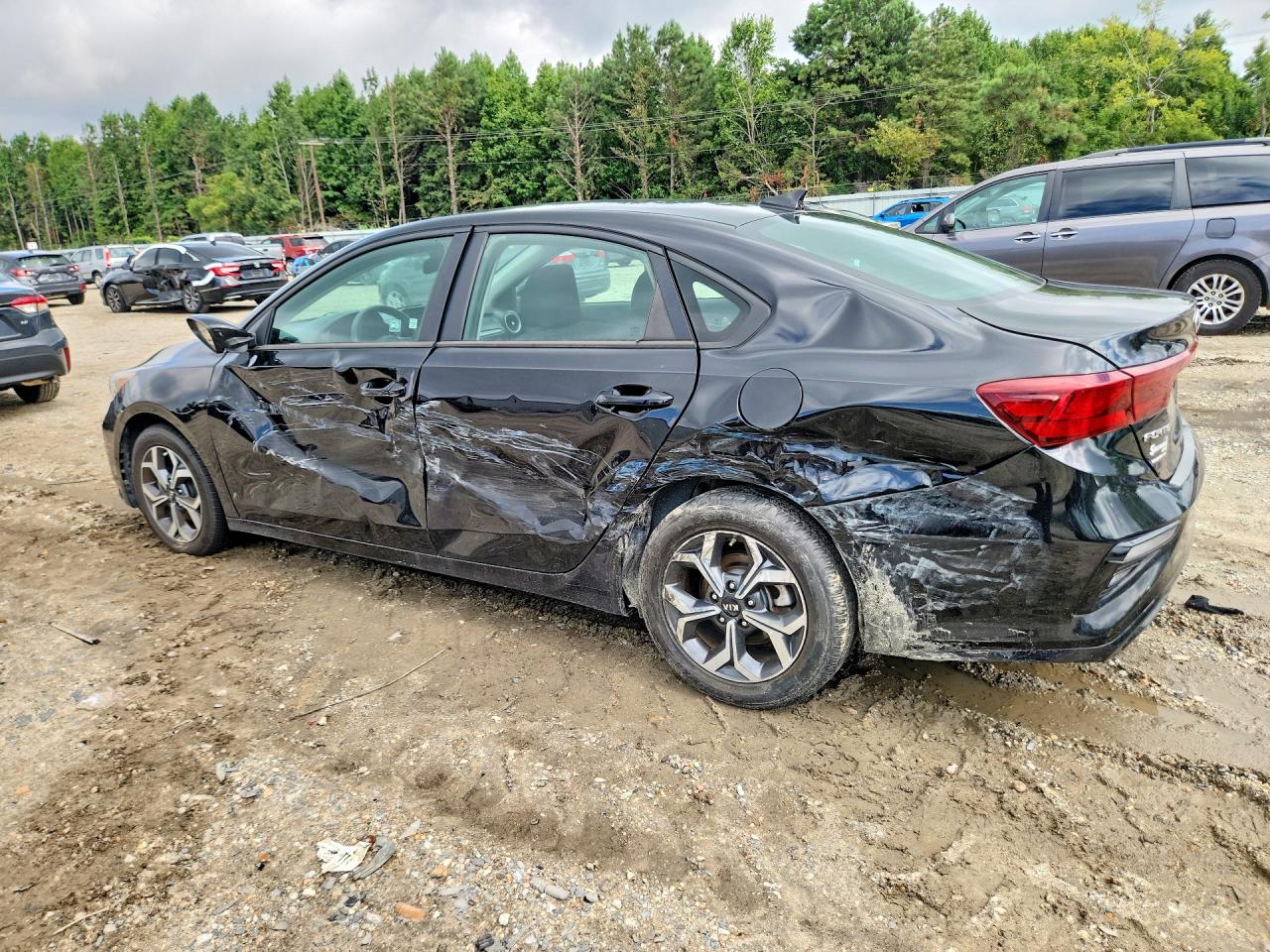 2021 KIA FORTE LXS — снимка 2