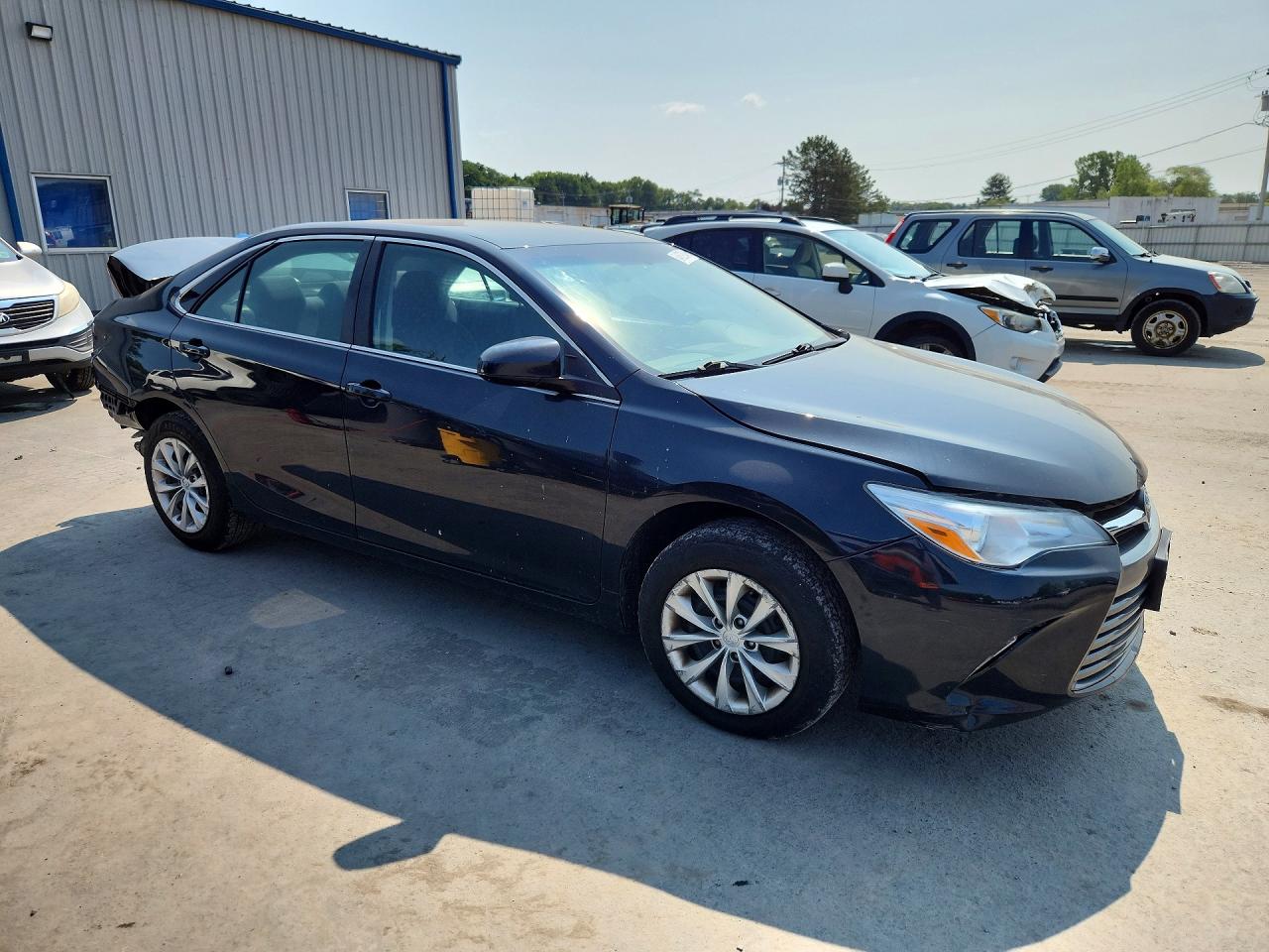 2017 TOYOTA CAMRY LE — снимка 4