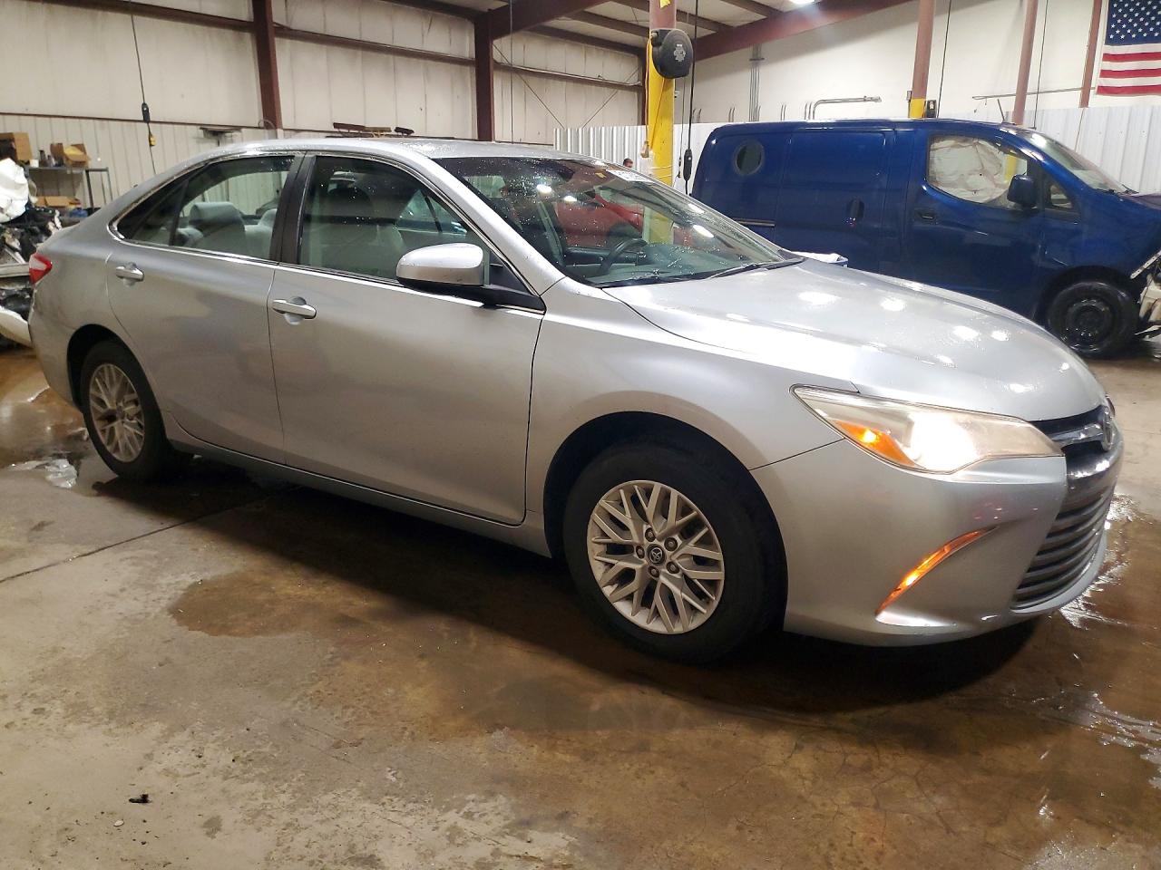2017 TOYOTA CAMRY LE — снимка 4