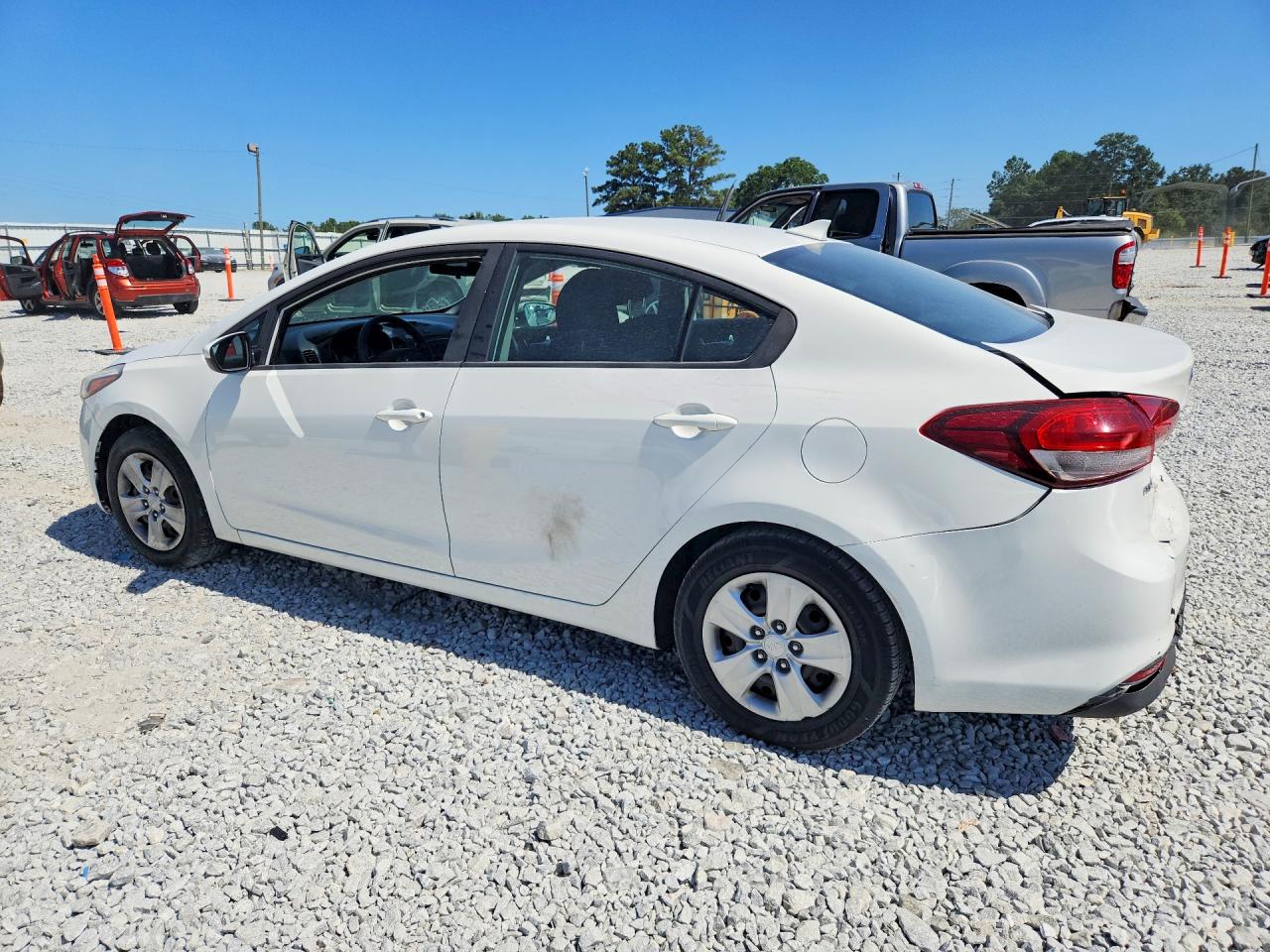 2017 KIA FORTE LX — снимка 2