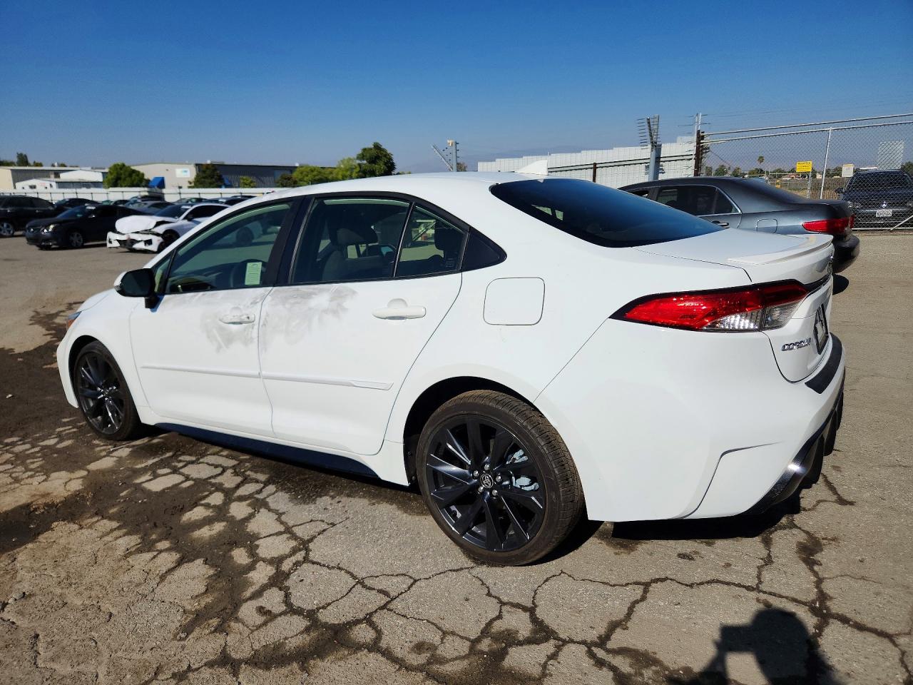 2026 TOYOTA COROLLA HYBRID SE — снимка 2