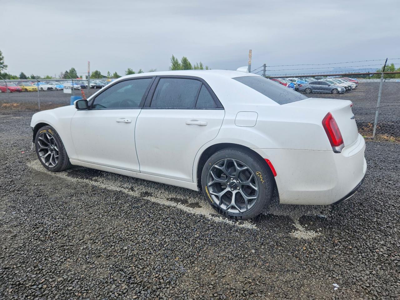 2016 CHRYSLER 300 S — снимка 2