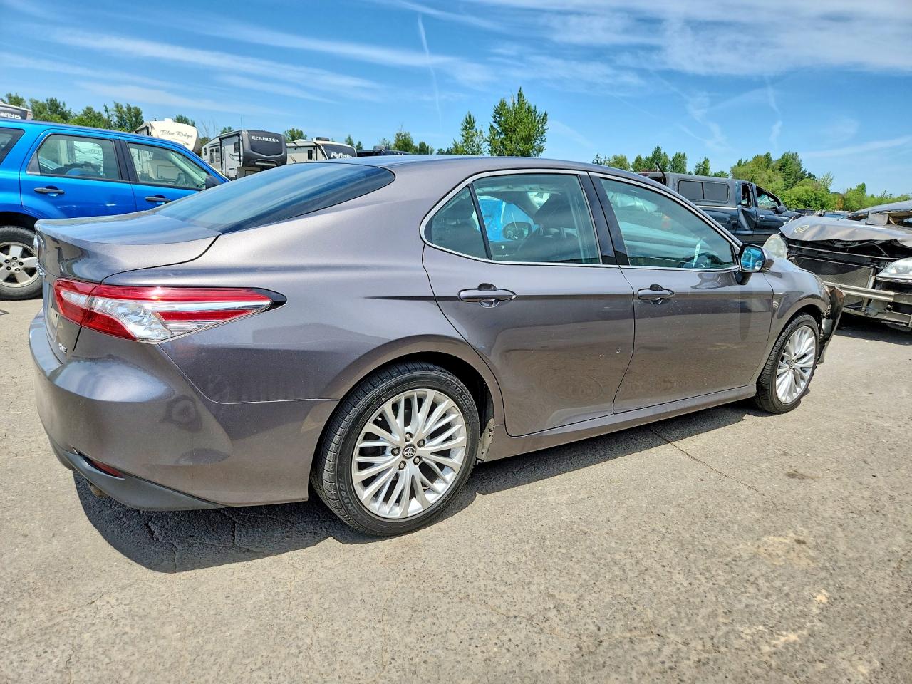 2018 TOYOTA CAMRY XLE — снимка 3