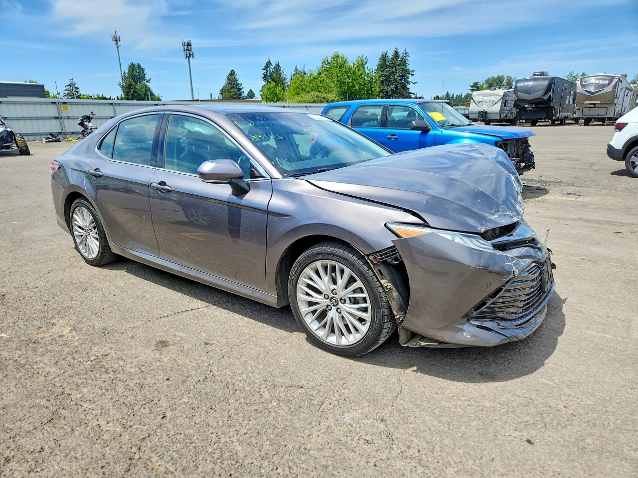 2018 TOYOTA CAMRY XLE — снимка 4