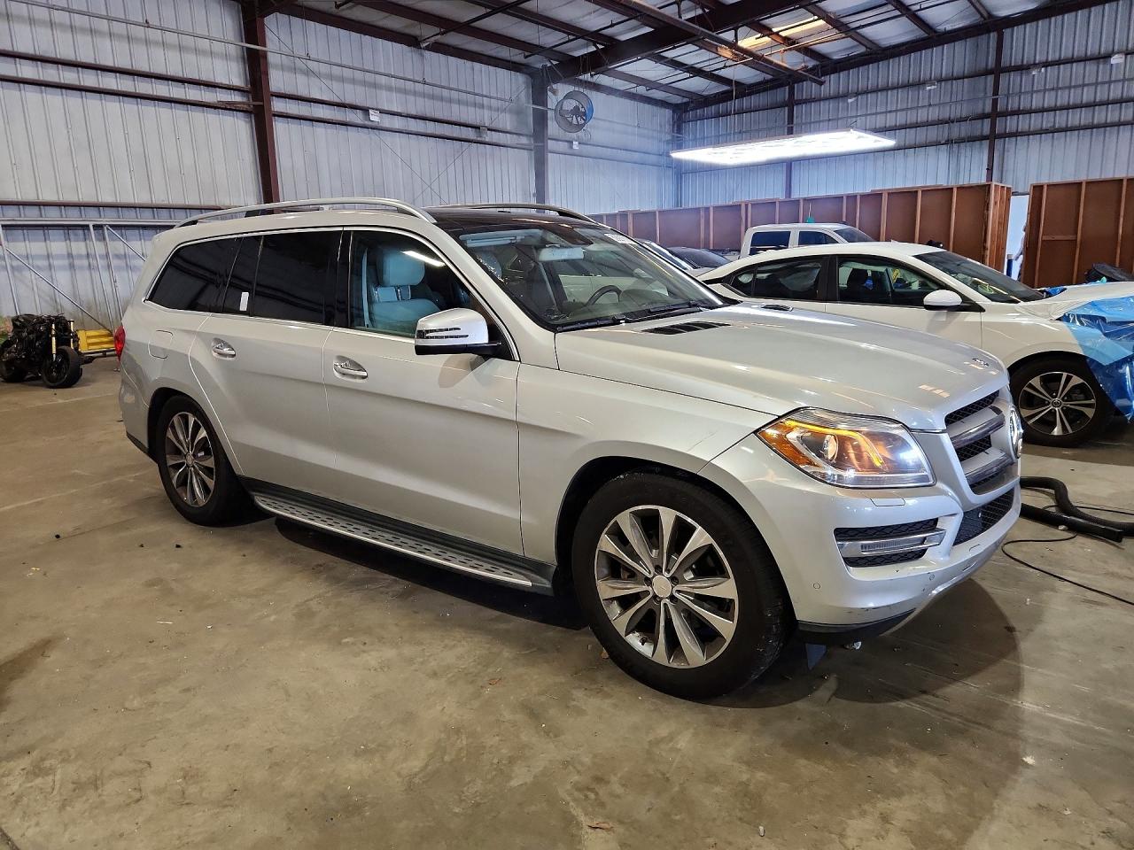 2015 MERCEDES-BENZ GL 450 4MATIC — снимка 4