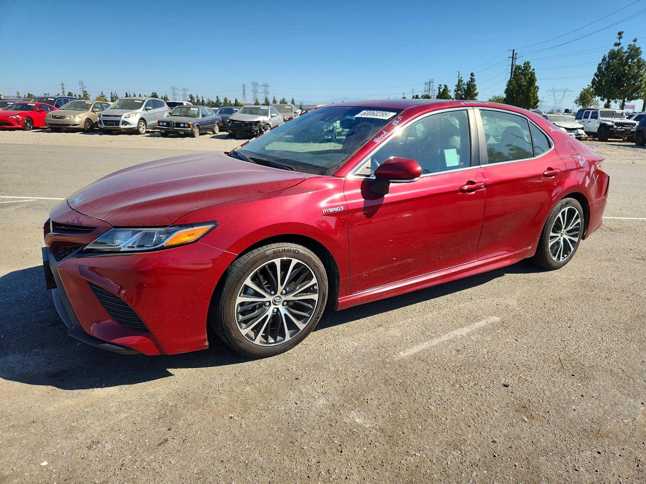2018 TOYOTA CAMRY HYBRID SE