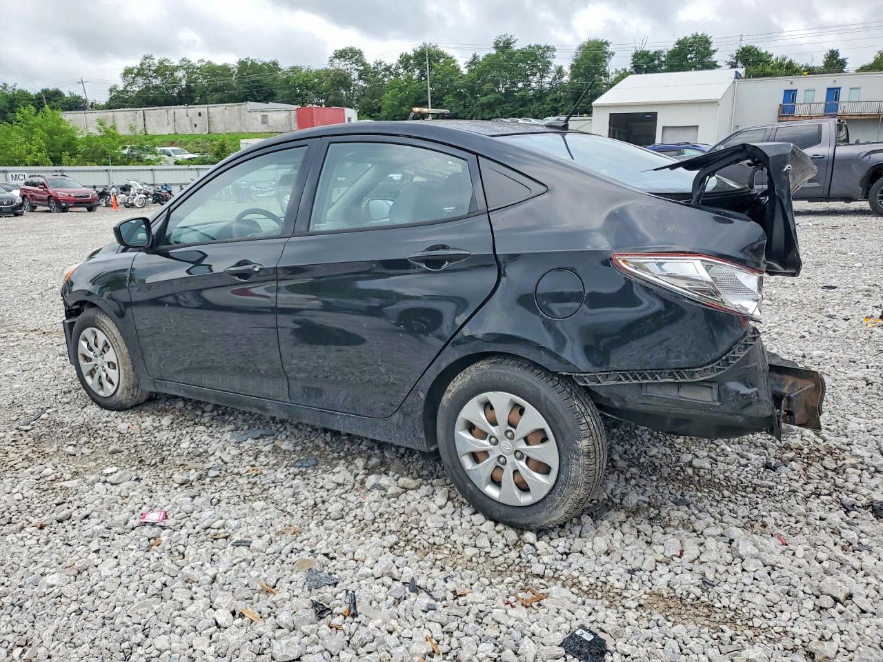 2016 HYUNDAI ACCENT SE — снимка 2