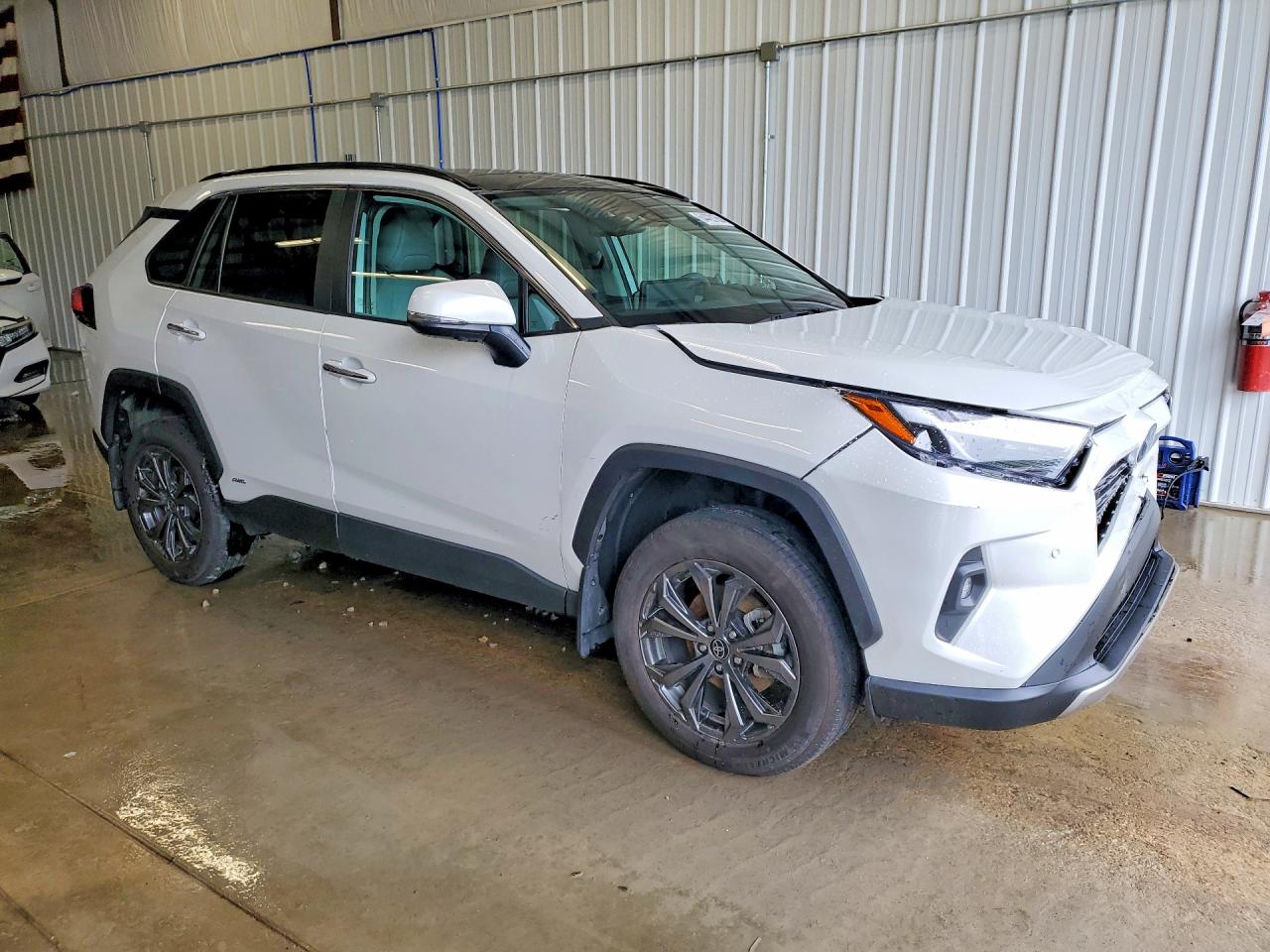 2023 TOYOTA RAV4 LIMITED — снимка 4