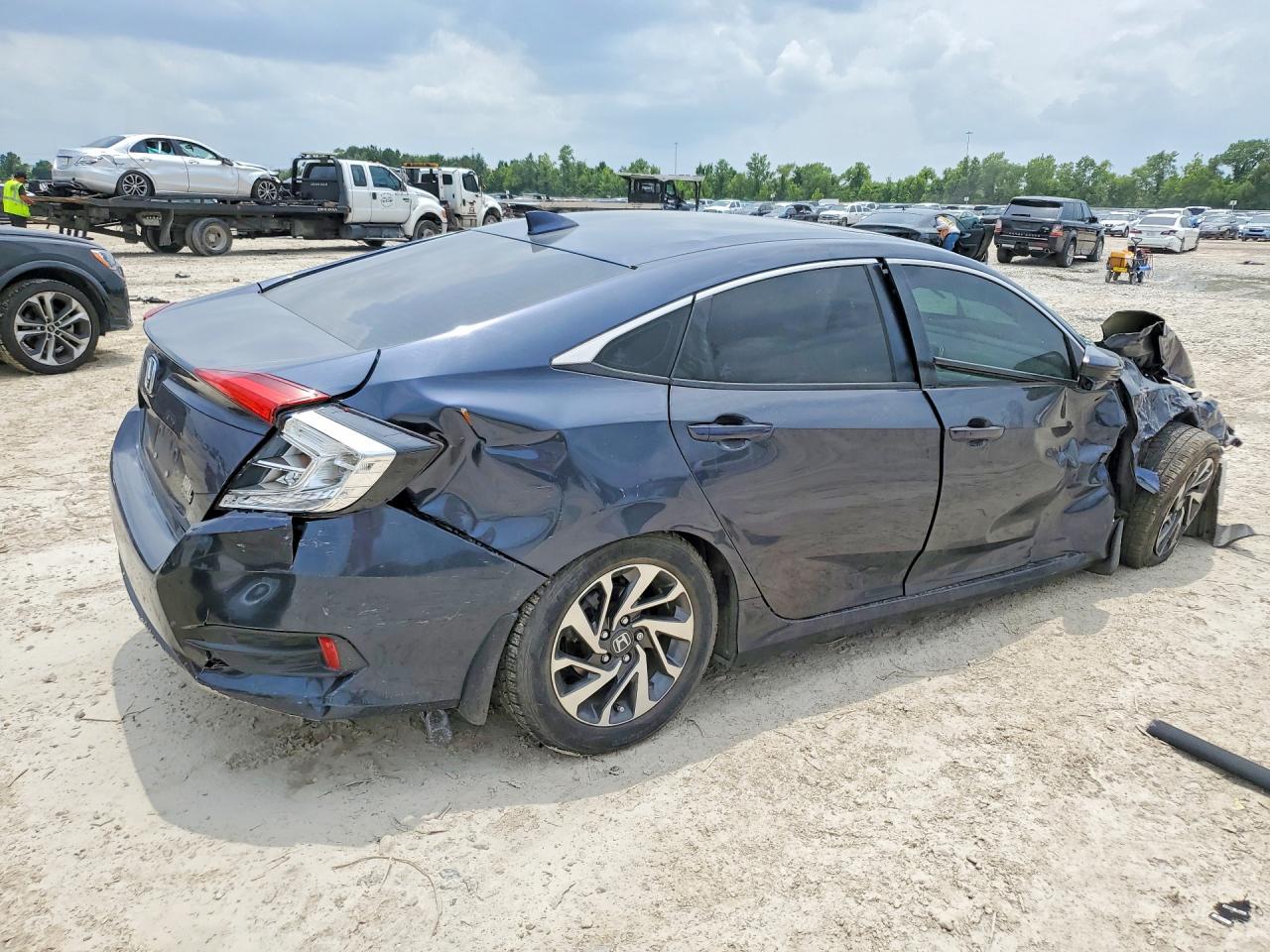 2017 HONDA CIVIC EX — снимка 3