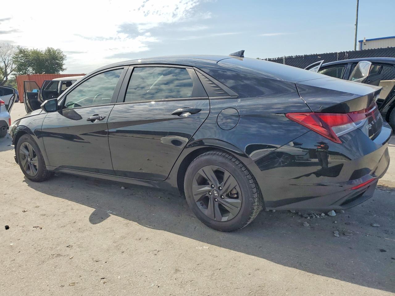 2021 HYUNDAI ELANTRA SEL — снимка 2