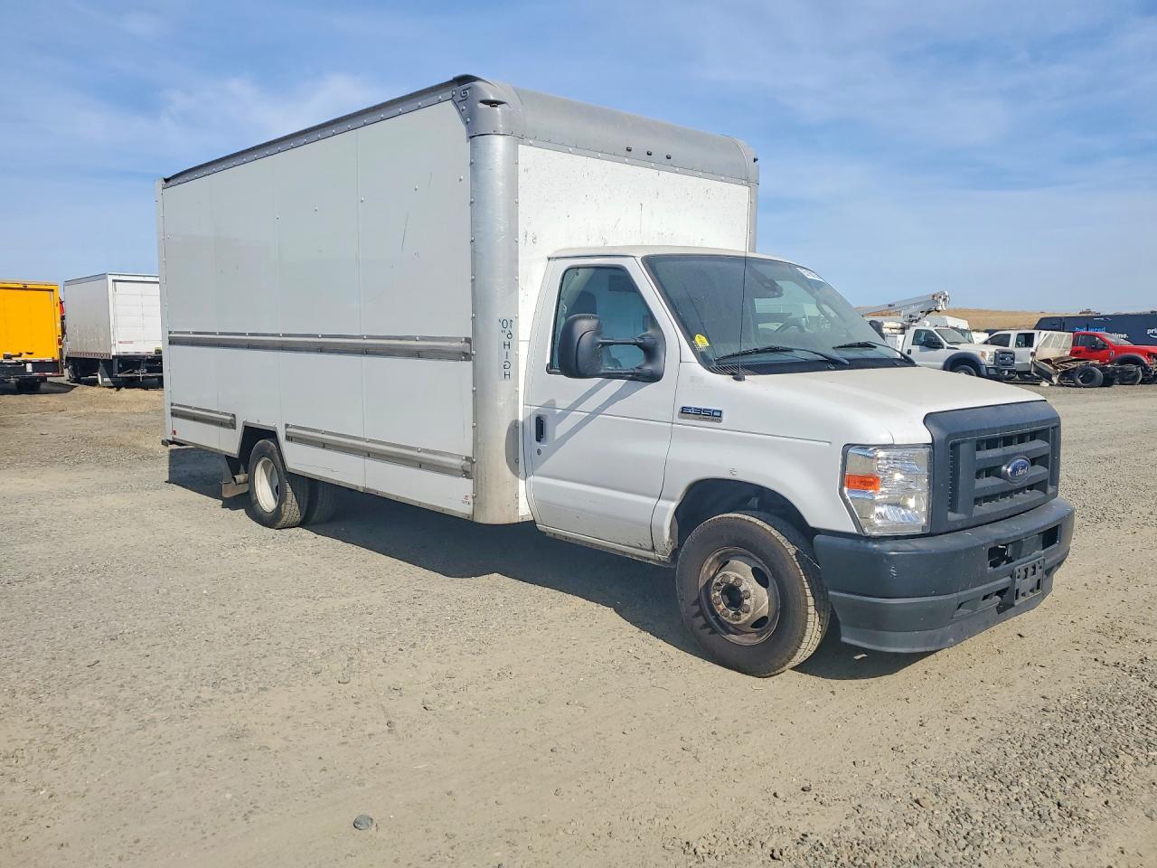 2022 FORD ECONOLINE E350 SUPER DUTY CUTAWAY VAN — снимка 4
