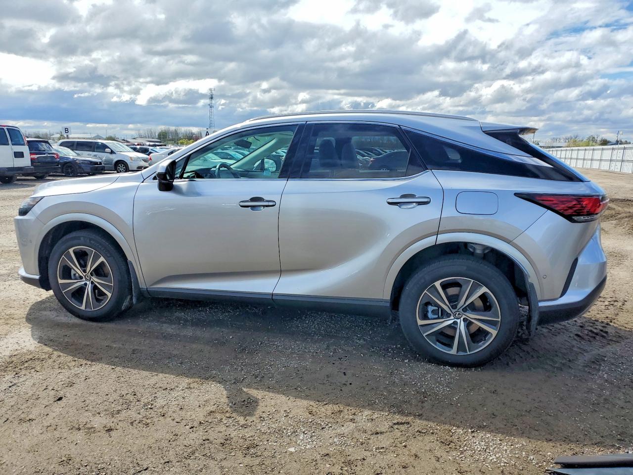 2024 LEXUS RX 350 — снимка 2