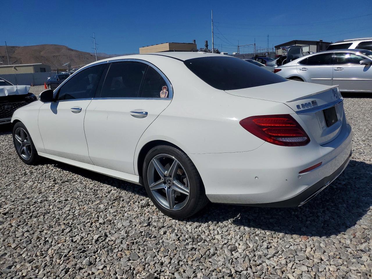 2018 MERCEDES-BENZ E 300 — снимка 2