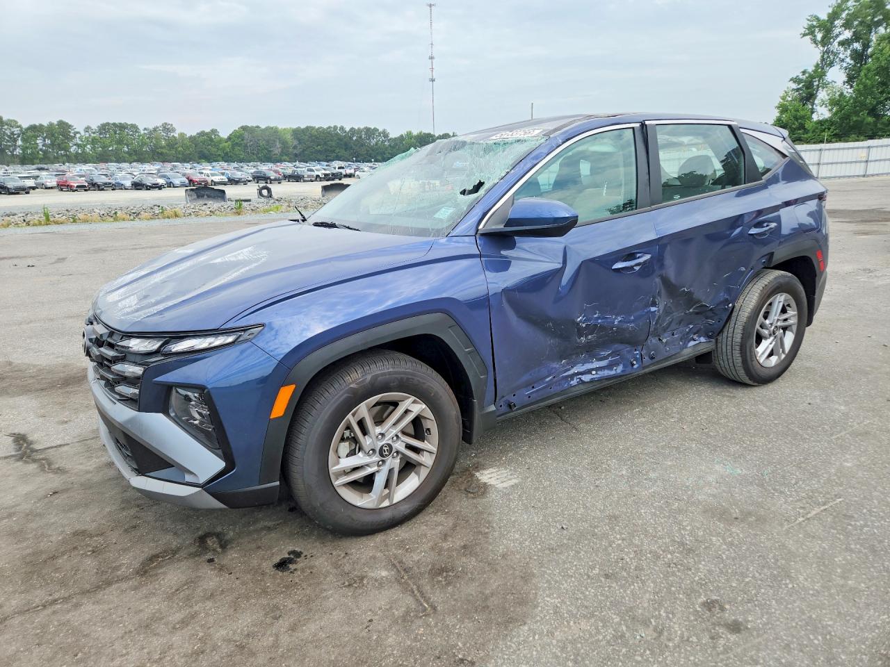 2026 HYUNDAI TUCSON SE