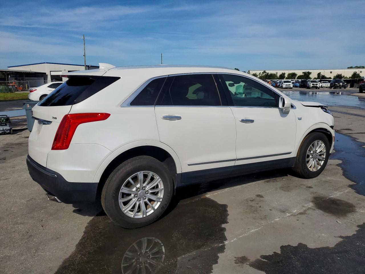 2017 CADILLAC XT5 — снимка 3