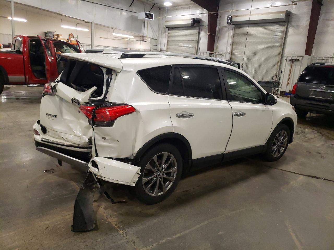 2018 TOYOTA RAV4 LIMITED — снимка 3