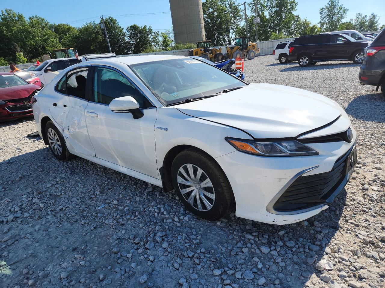 2021 TOYOTA CAMRY LE — снимка 4