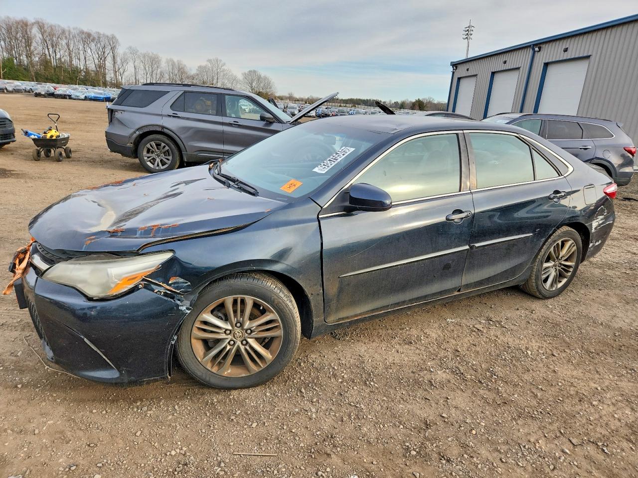 2015 TOYOTA CAMRY LE