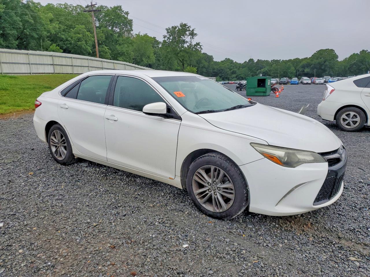 2015 TOYOTA CAMRY SE — снимка 4