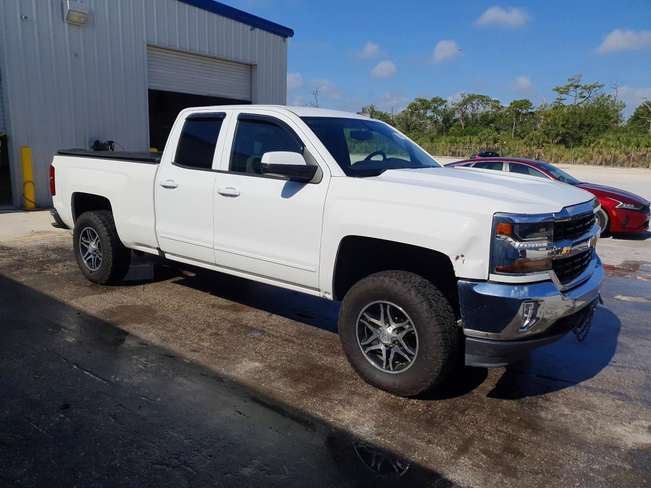 2016 CHEVROLET SILVERADO K1500 LT — снимка 4