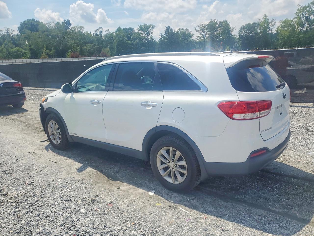 2017 KIA SORENTO LX V6 — снимка 2