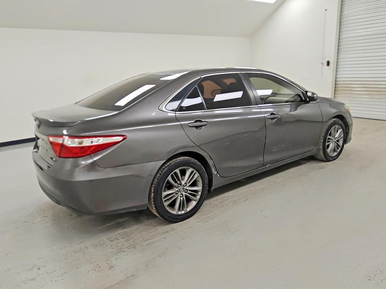 2015 TOYOTA CAMRY SE — снимка 3