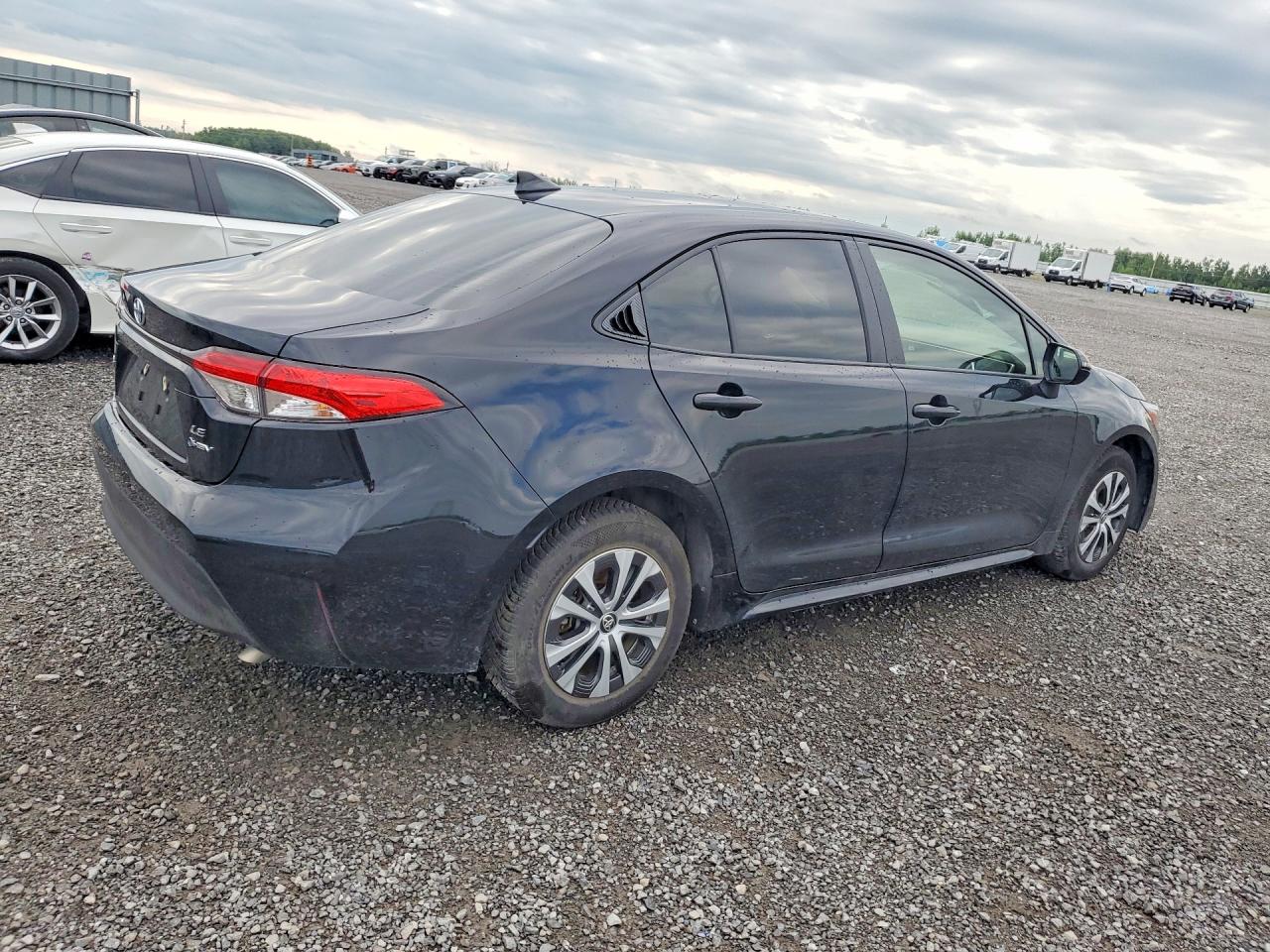 2025 TOYOTA COROLLA HYBRID LE — снимка 3