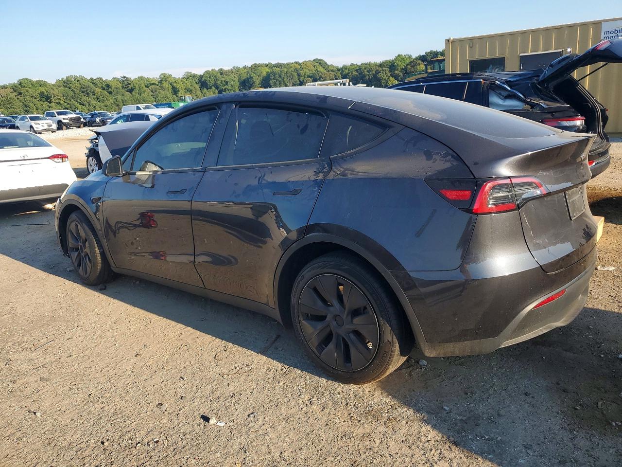 2024 TESLA MODEL Y — снимка 2