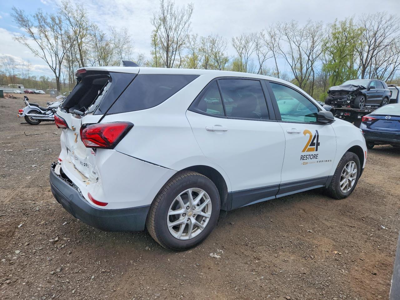 2022 CHEVROLET EQUINOX LS — снимка 3