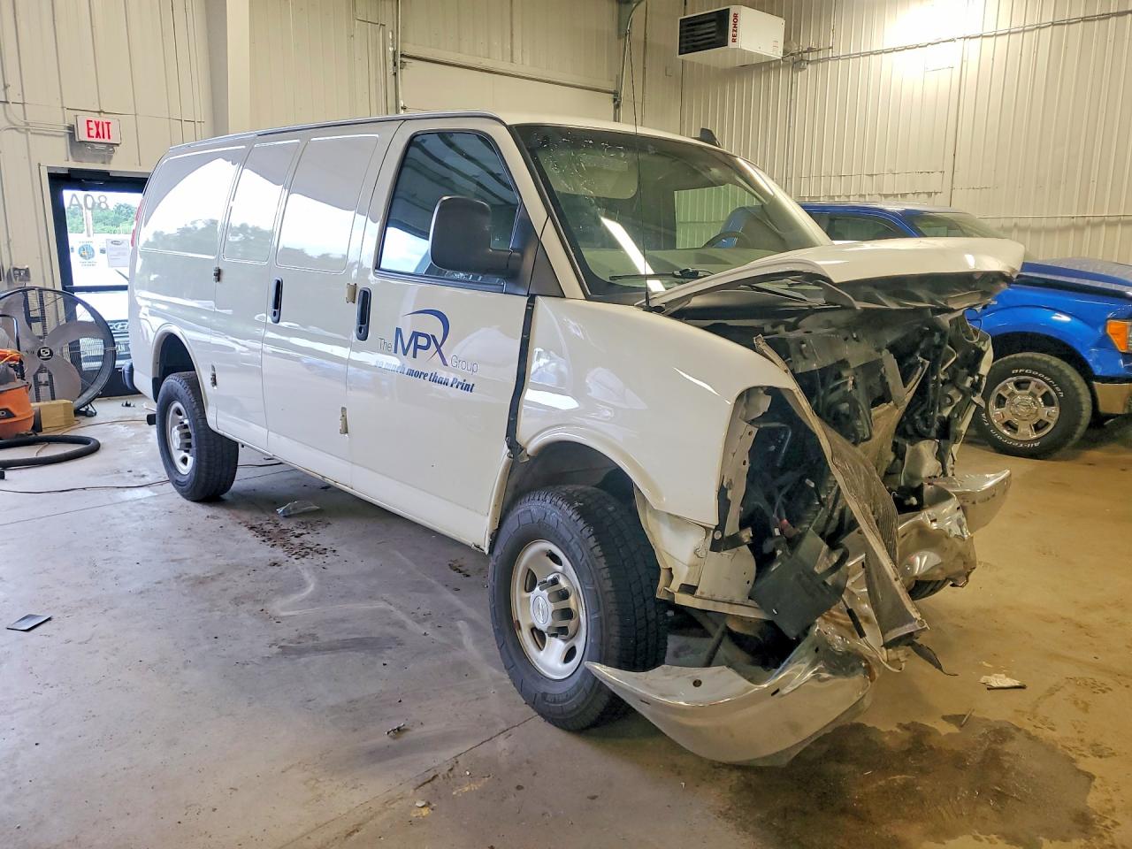 2019 CHEVROLET EXPRESS 2500 — снимка 4
