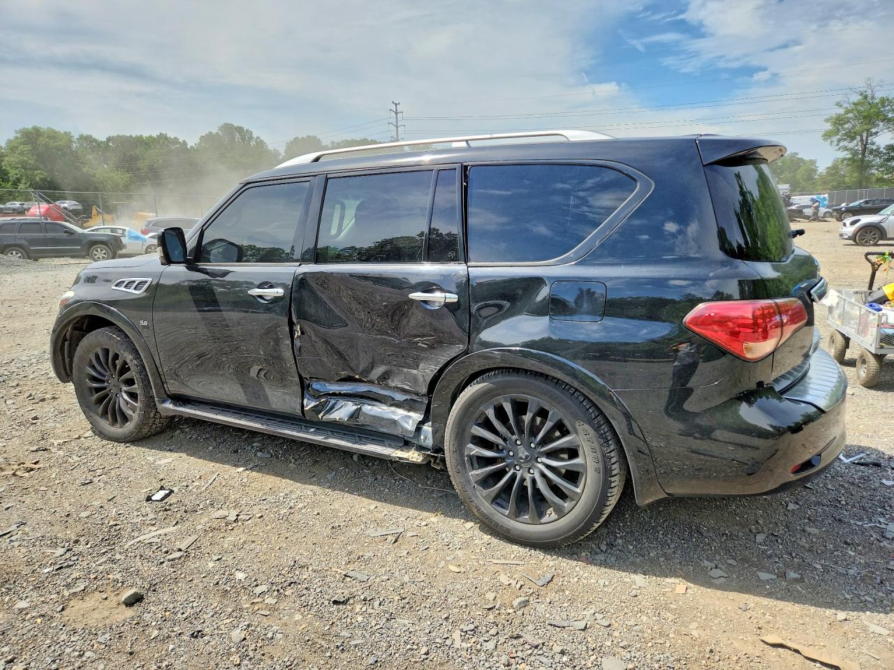 2016 INFINITI QX80 BASE — снимка 2