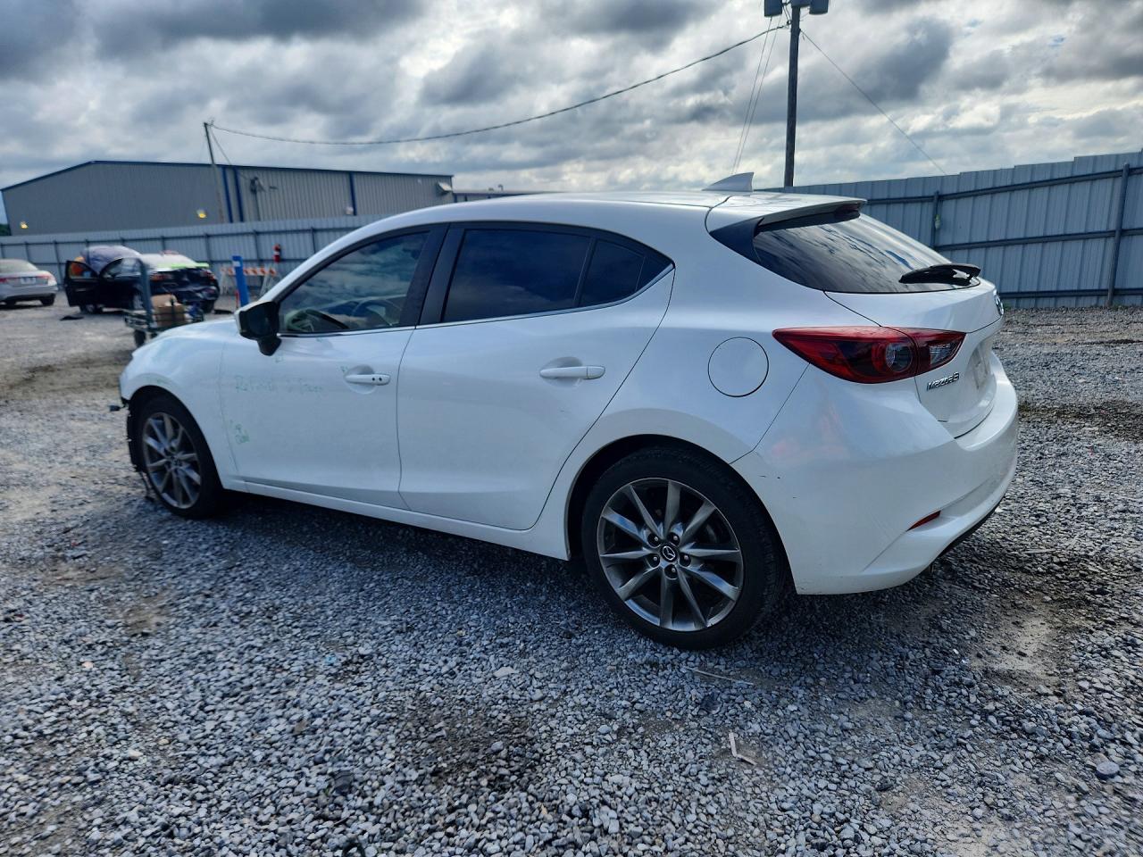 2018 MAZDA 3 GRAND TOURING — снимка 2