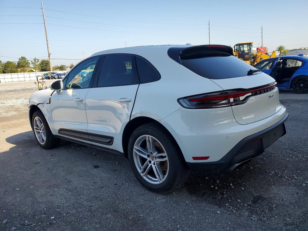 2024 PORSCHE MACAN BASE/T — снимка 2