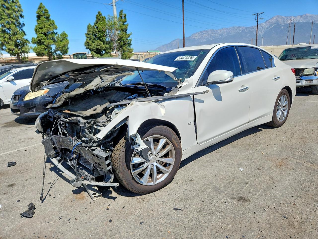 2015 INFINITI Q50 BASE