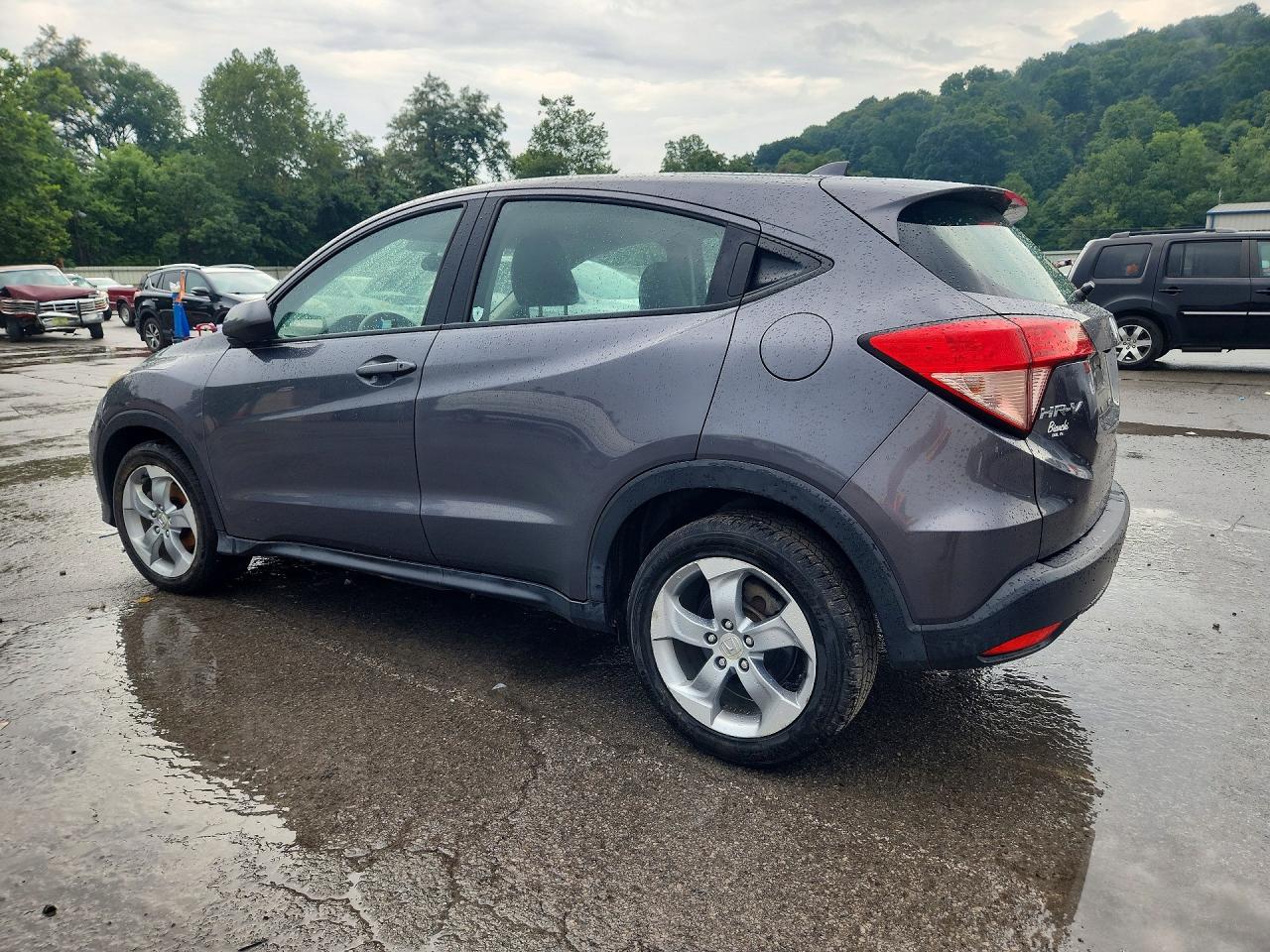 2017 HONDA HR-V LX — снимка 2