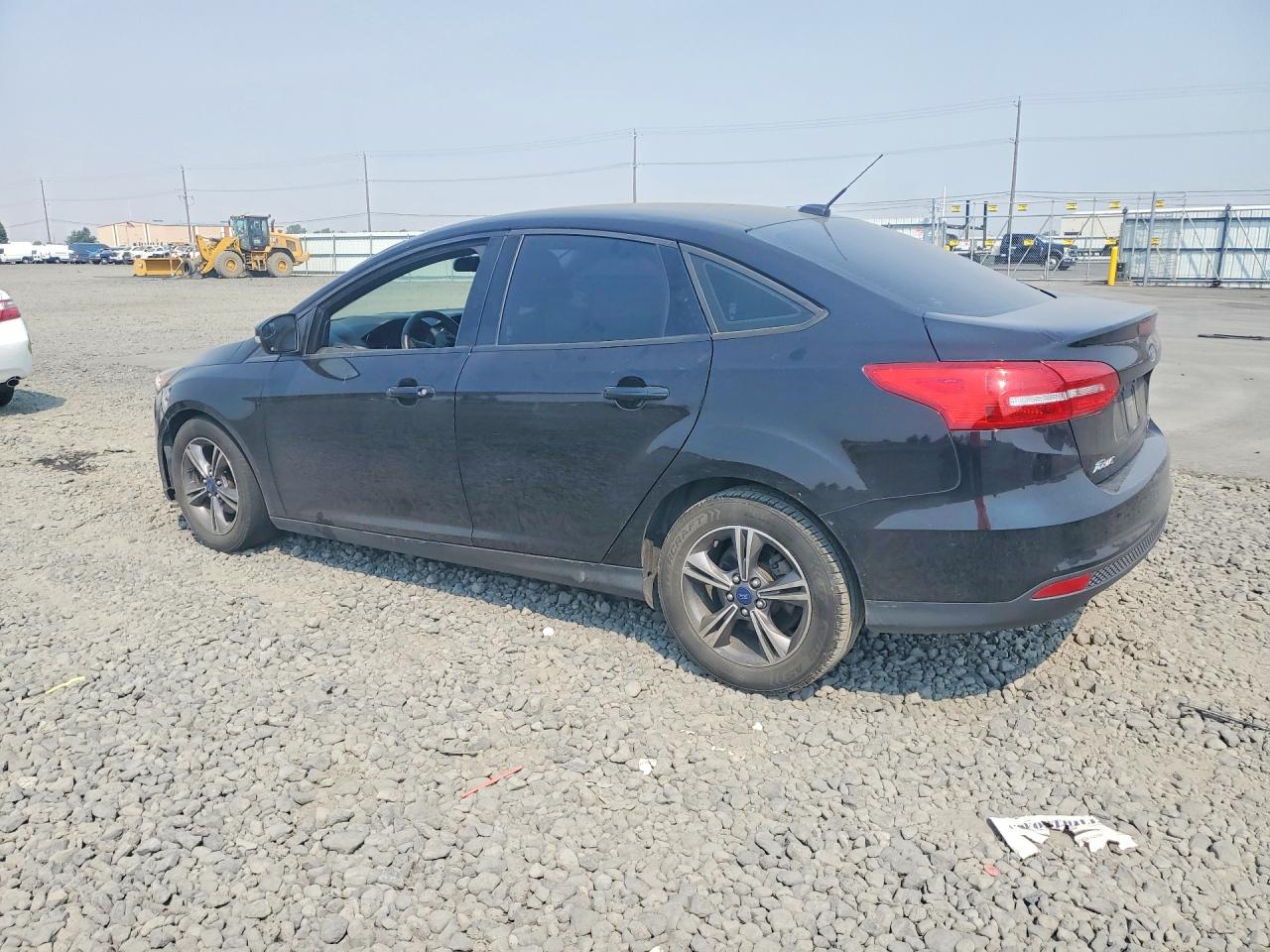 2017 FORD FOCUS SE — снимка 2