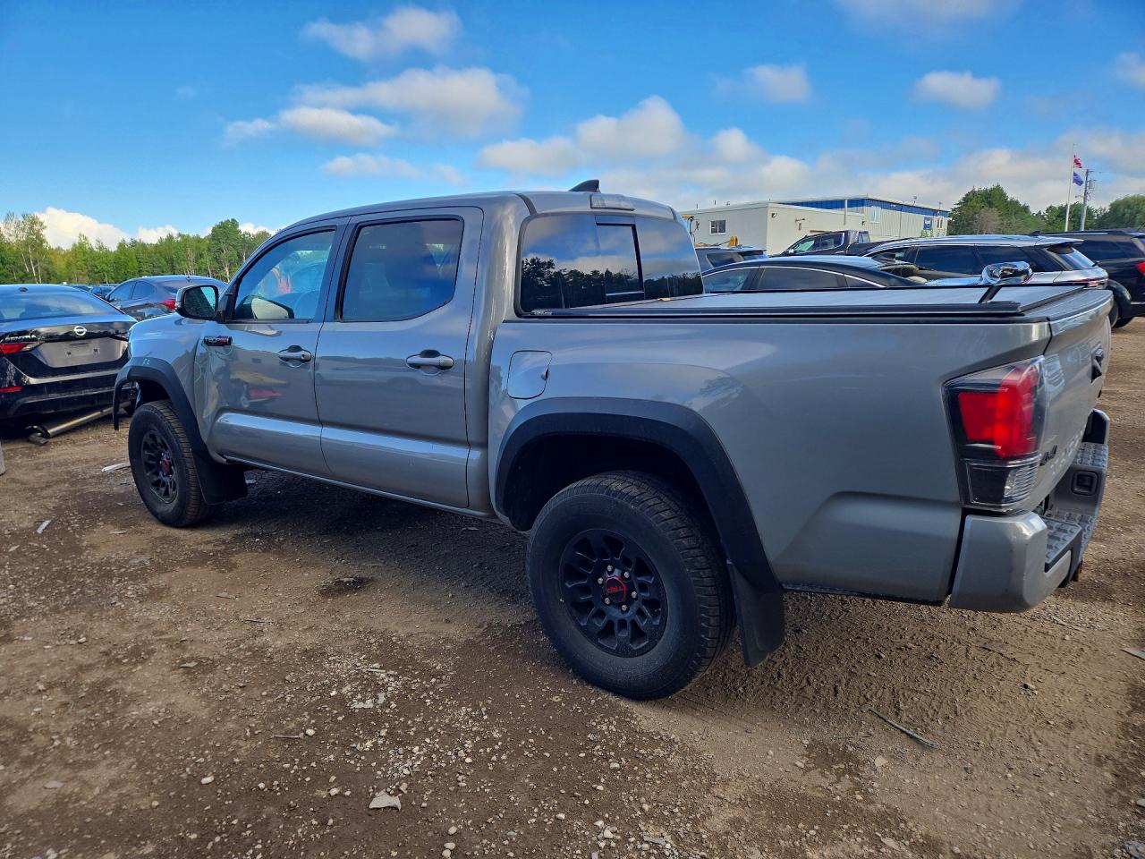 2017 TOYOTA TACOMA DOUBLE CAB — снимка 2
