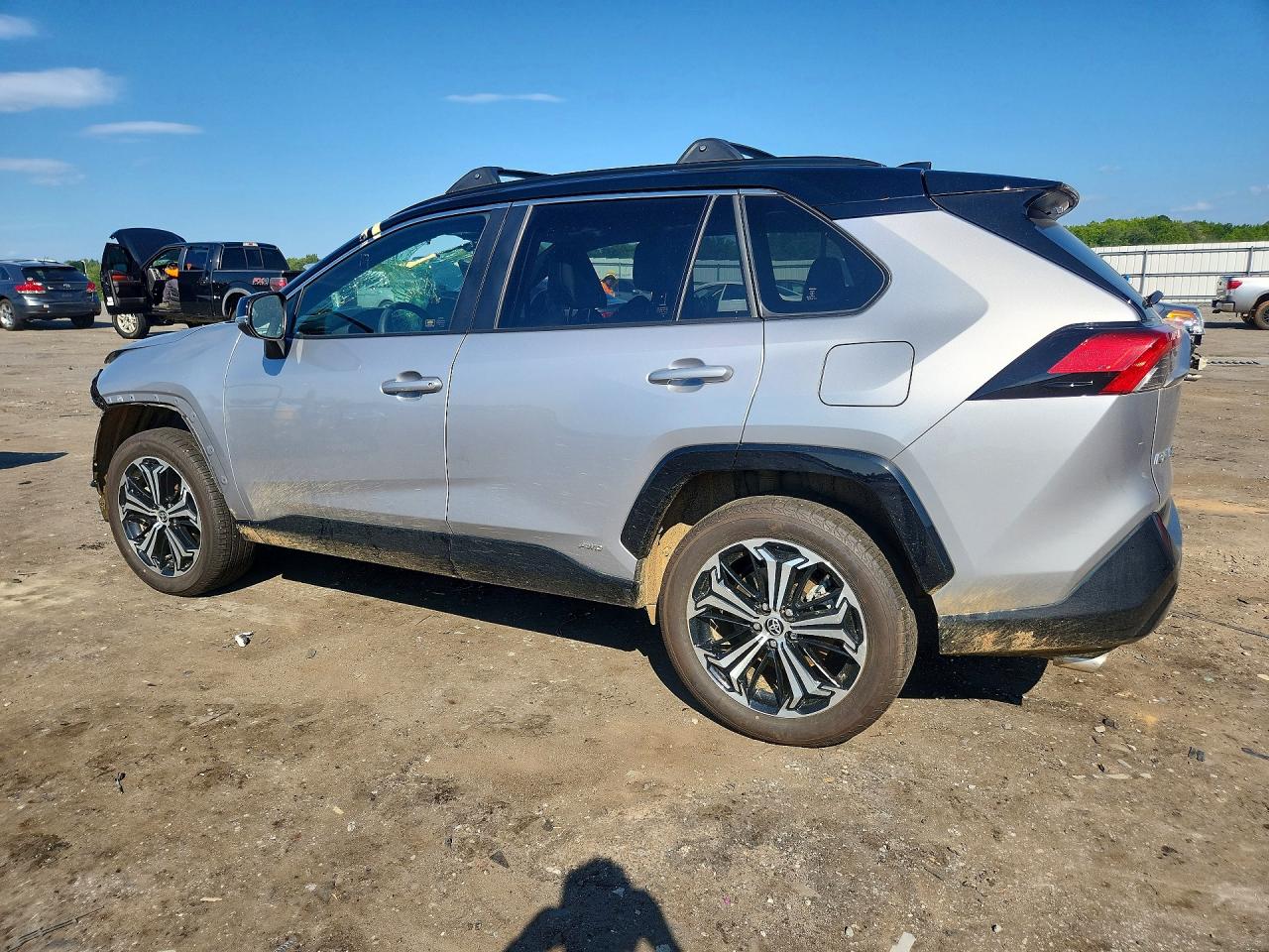2025 TOYOTA RAV4 XSE — снимка 2