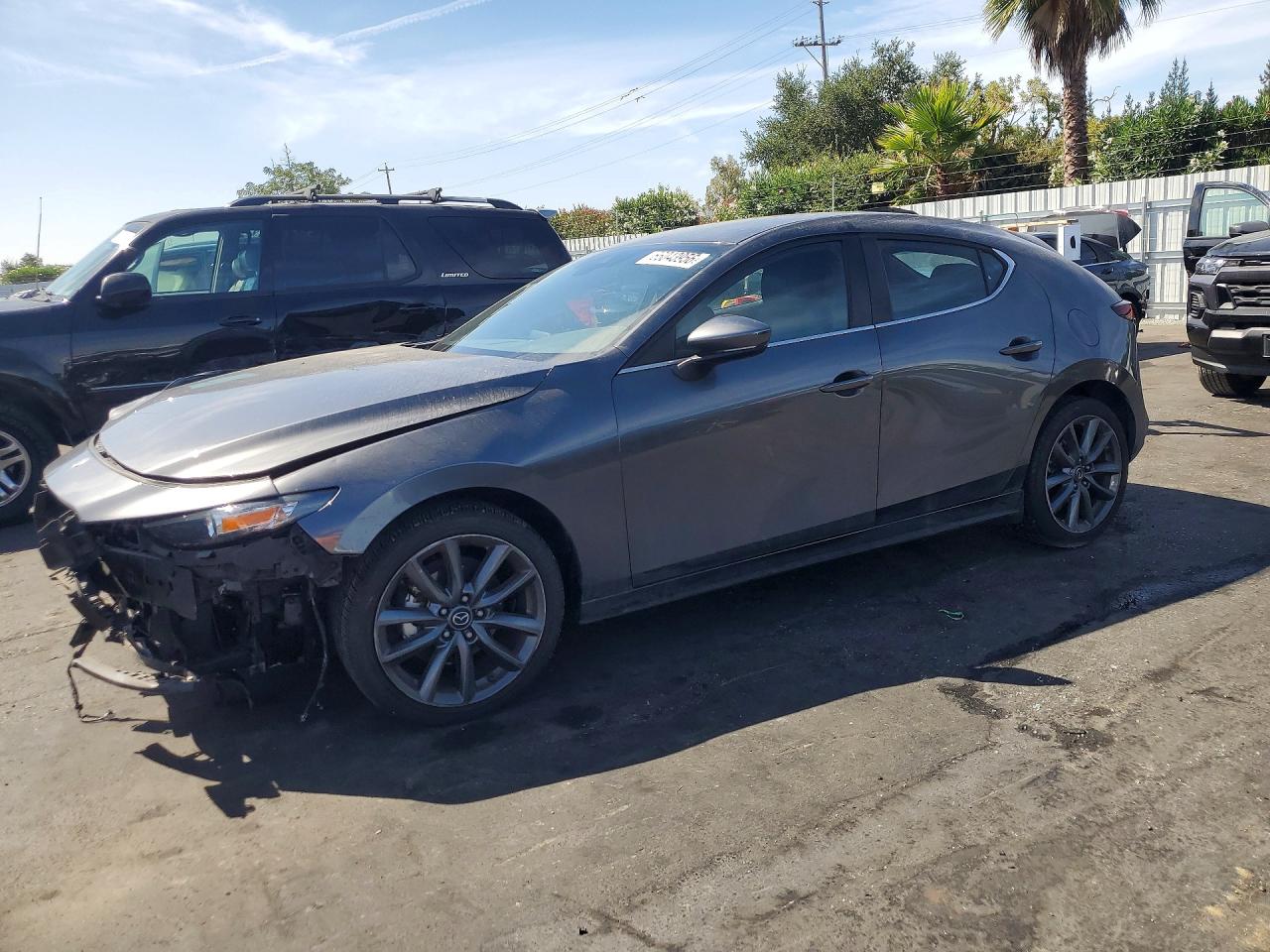 2019 MAZDA 3 PREFERRED