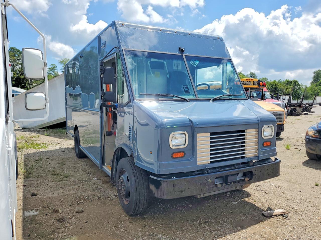 2021 FORD F59 — снимка 4