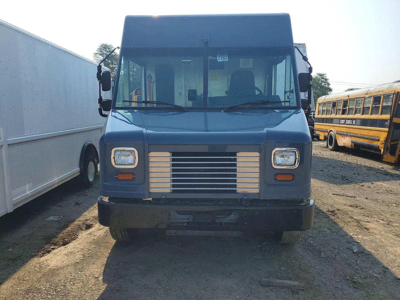 2021 FORD F59 — снимка 5